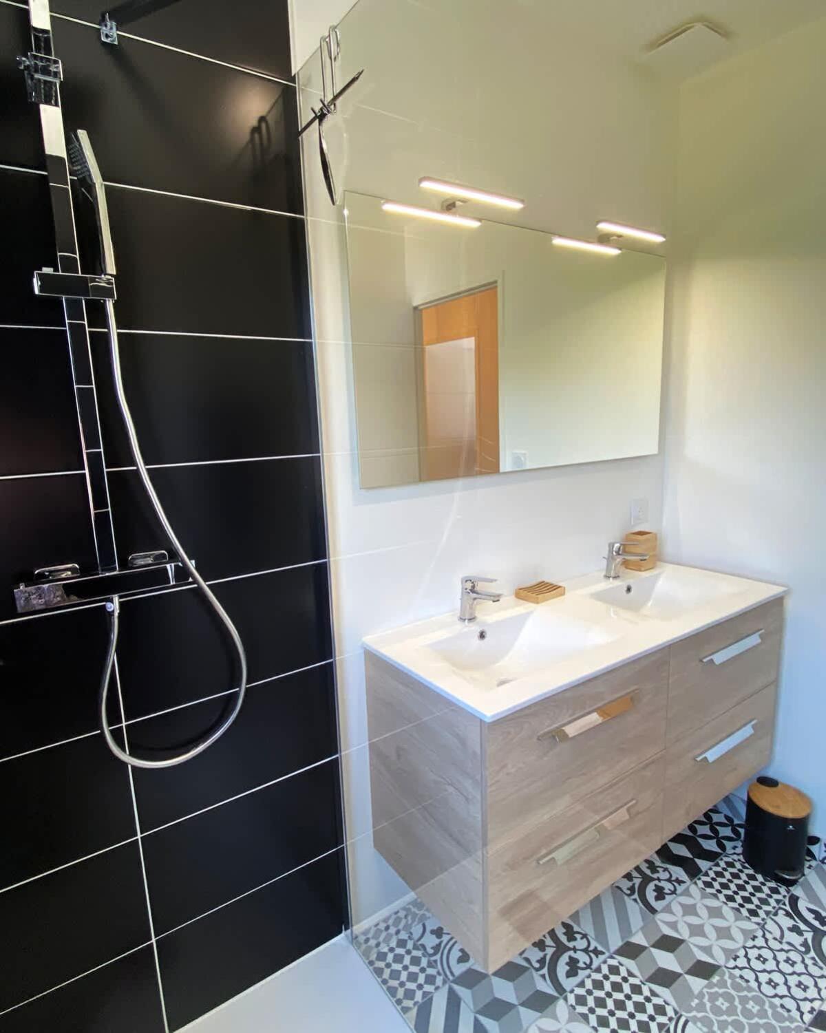 Carantec 4 Stars Villa With Jacuzzi And Garden For 8 Persons ภายนอก รูปภาพ